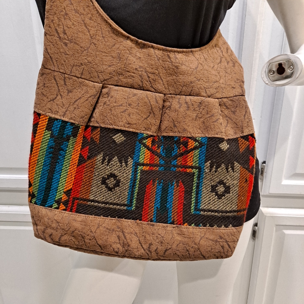 Wolf Emblem Brown And Multicolor Patterned Women'… - image 6